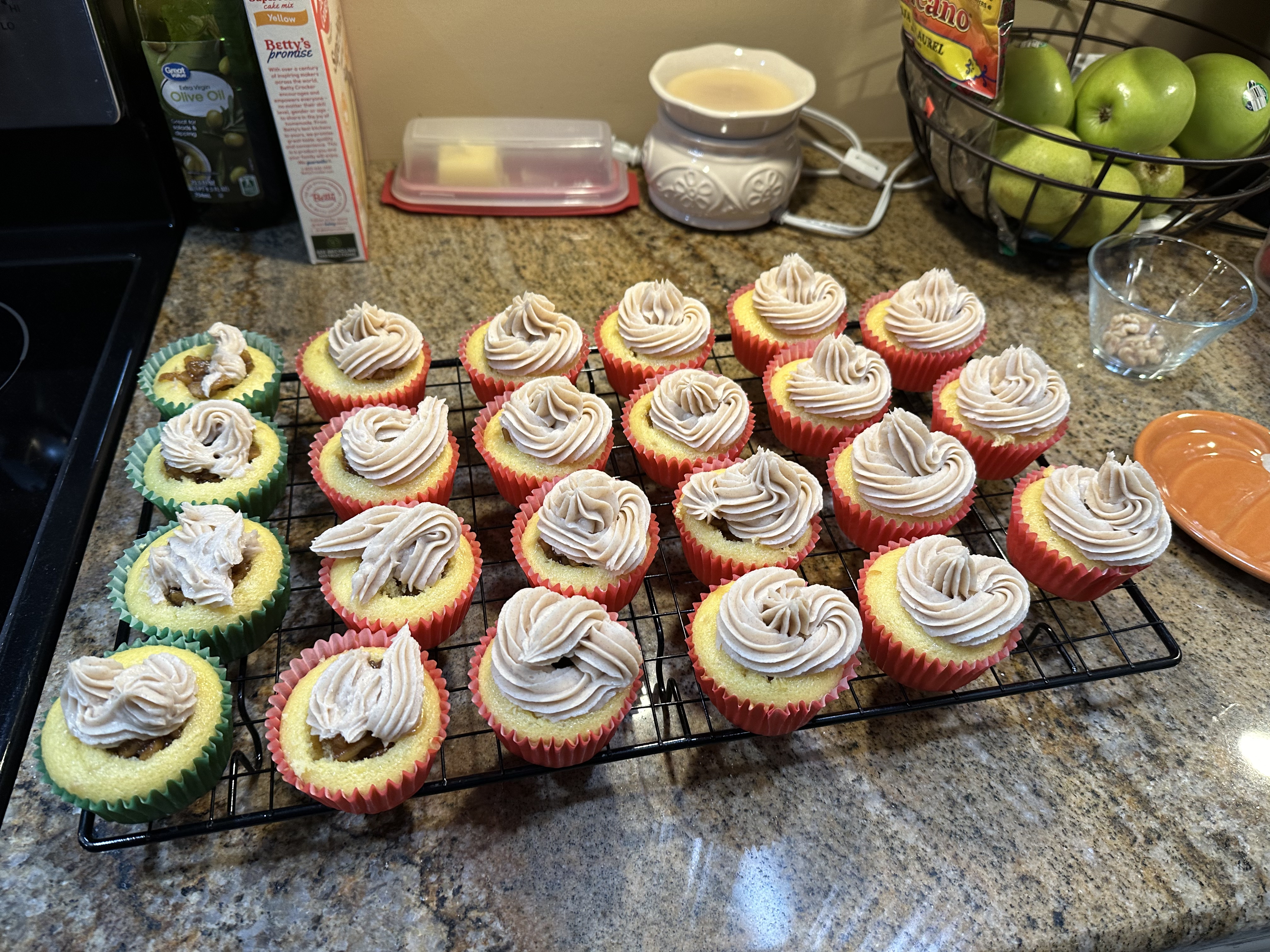 Apple Pie Cupcakes with Cinnamon Icing